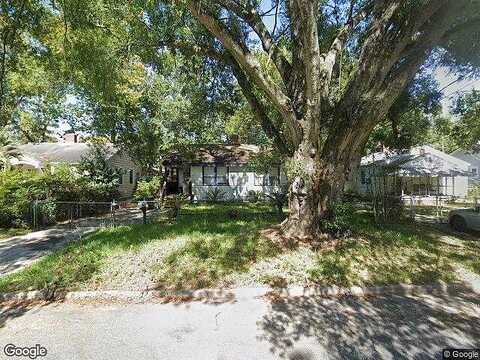 Ernest, JACKSONVILLE, FL 32205