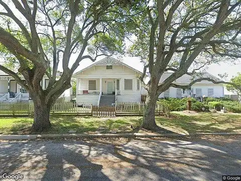 Avenue P 1/2, GALVESTON, TX 77550