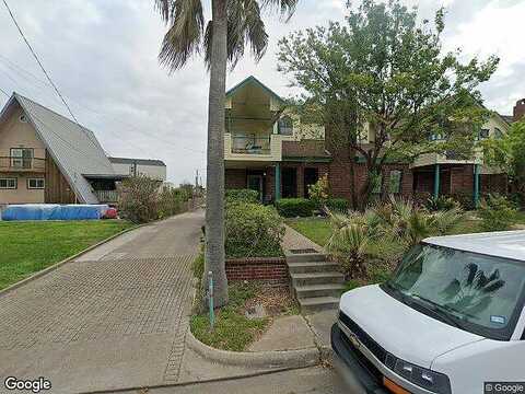 75Th, GALVESTON, TX 77551