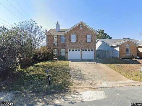 Rue Dianne, MARY ESTHER, FL 32569