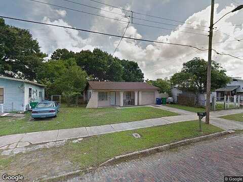 Chestnut, TAMPA, FL 33607