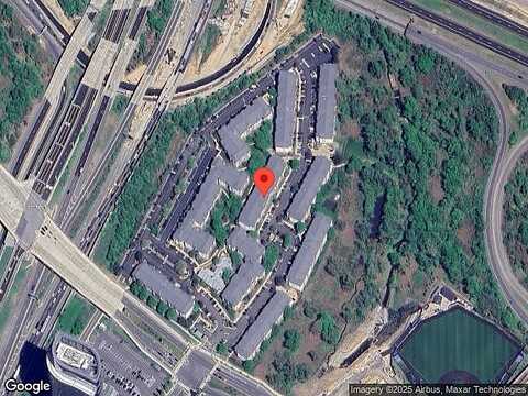 Spring Gate, MC LEAN, VA 22102