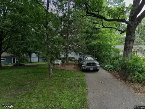 Mckenzie, MINNETONKA, MN 55345