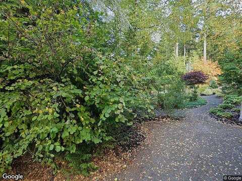 Skinner, BAINBRIDGE ISLAND, WA 98110