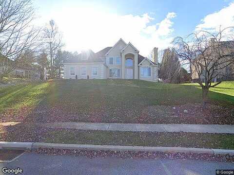 Peggy, HUMMELSTOWN, PA 17036