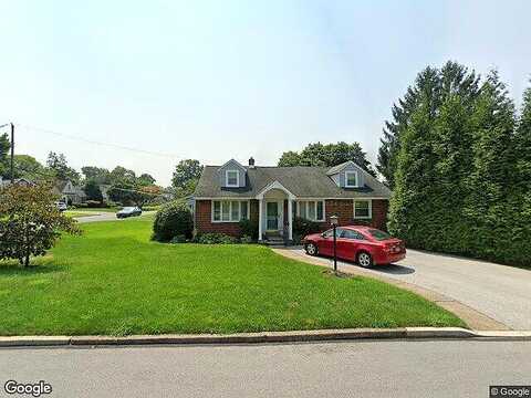 Golf Hills, HAVERTOWN, PA 19083