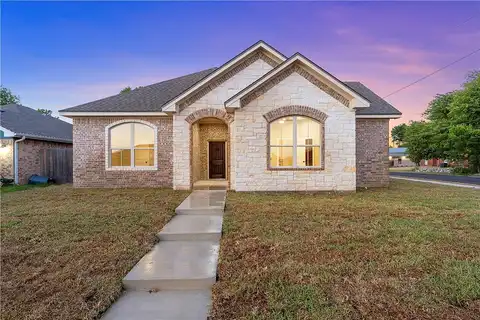 Los Arboles, WACO, TX 76711