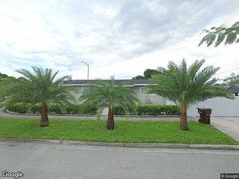 10Th, HIALEAH, FL 33012