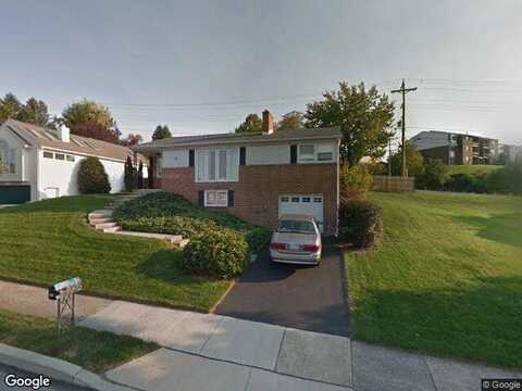 Eastwood, YORK, PA 17402