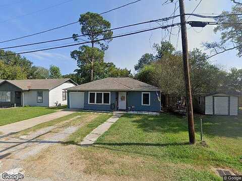10Th, PORT NECHES, TX 77651