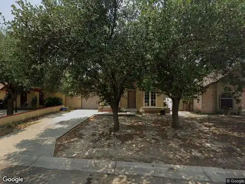 Lynn, LAREDO, TX 78045