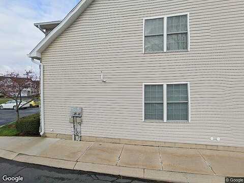 Gala, STATE COLLEGE, PA 16801