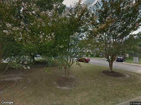 Woodside, NEWPORT NEWS, VA 23602