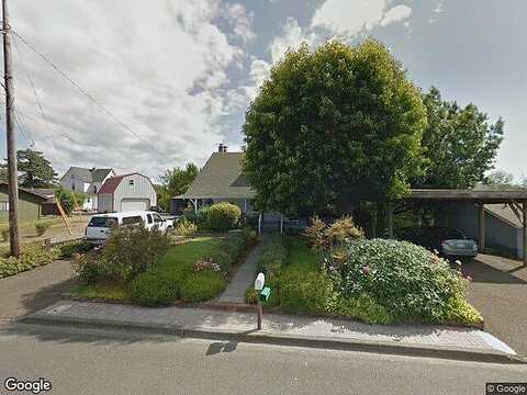 9Th, COQUILLE, OR 97423