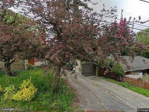 106Th, SEATTLE, WA 98125