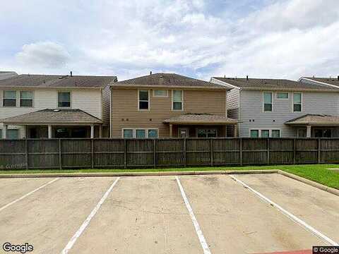 Quiet Courtyard, HOUSTON, TX 77043