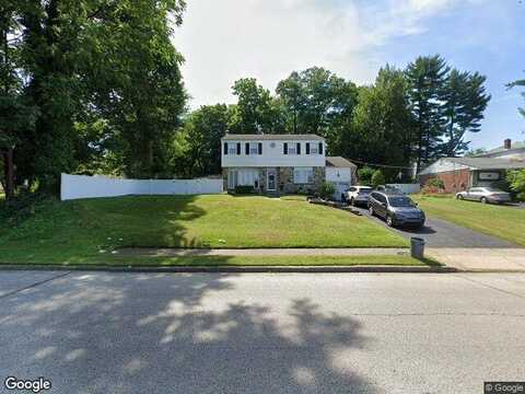 Pine, PHILADELPHIA, PA 19115