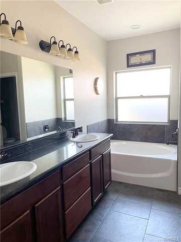 Isador, KINGMAN, AZ 86401