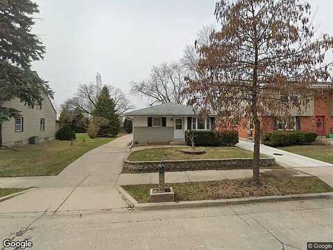 111Th, MILWAUKEE, WI 53227