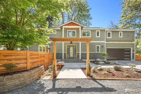 Brookside, LAKE FOREST PARK, WA 98155