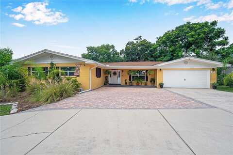 Avenue D, WINTER HAVEN, FL 33881