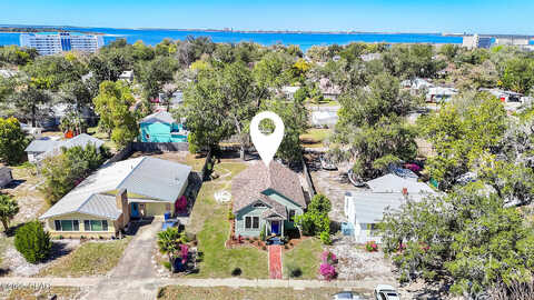 Linda, PANAMA CITY, FL 32401