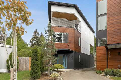 109Th, KIRKLAND, WA 98033
