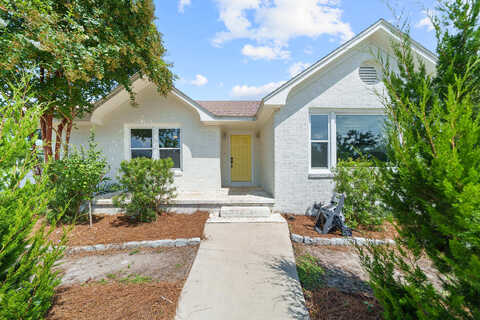Cove, PANAMA CITY, FL 32401