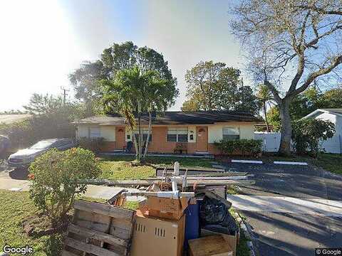 15Th, LAUDERHILL, FL 33313