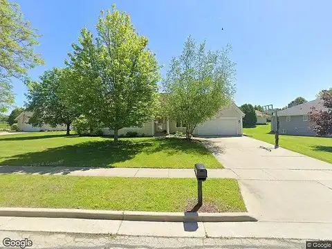 Saras, SLINGER, WI 53086