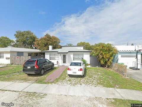 9Th, DANIA, FL 33004