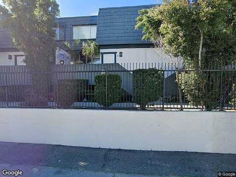 Hatteras, TARZANA, CA 91356