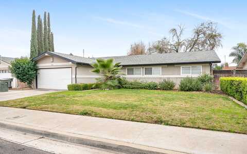 Robinwood, CLOVIS, CA 93611