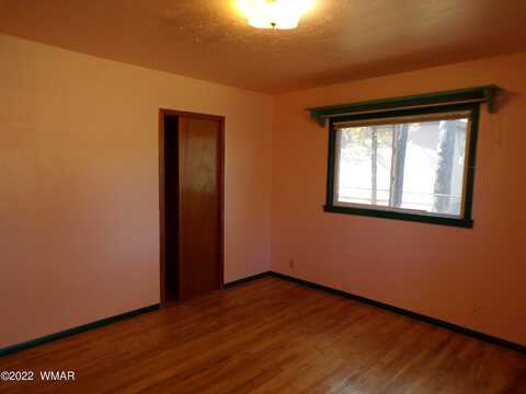 Nikolaus, SHOW LOW, AZ 85901