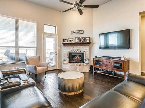 Twining Branch, HASLET, TX 76052