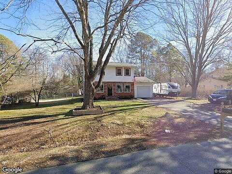 Robin, SPOTSYLVANIA, VA 22553