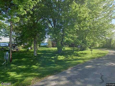 Country Estate, BATTLE LAKE, MN 56515