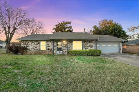 Simons, ROBINSON, TX 76706