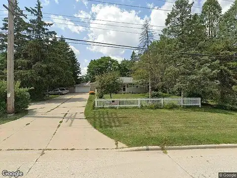 Moorland, NEW BERLIN, WI 53151