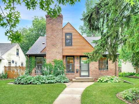 Nokomis, MINNEAPOLIS, MN 55417