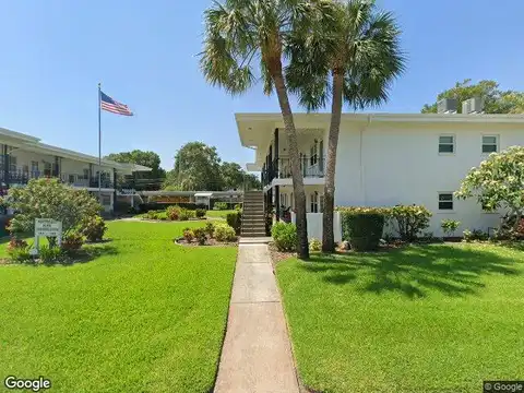 36Th, SAINT PETERSBURG, FL 33704
