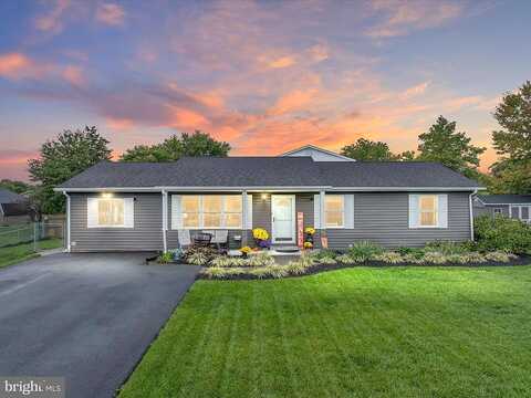 Golden Pond, STEPHENS CITY, VA 22655