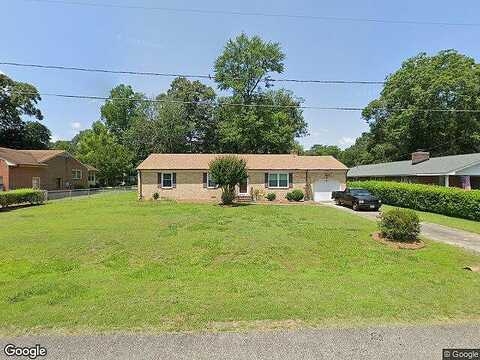 Laura, YORKTOWN, VA 23692