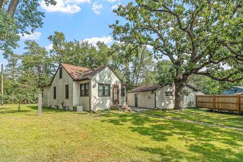 Trussel, CHAMPLIN, MN 55316