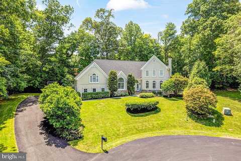 Robindale, GREAT FALLS, VA 22066
