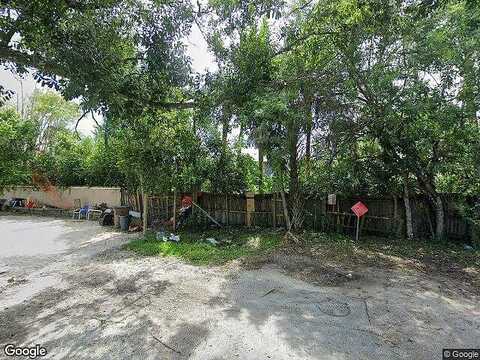 Sailview Ct, Fort Myers, FL 33905