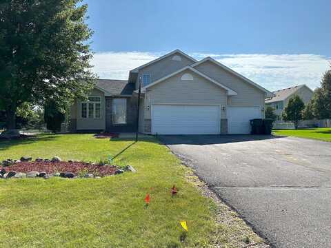 Greenspruce, MINNEAPOLIS, MN 55443