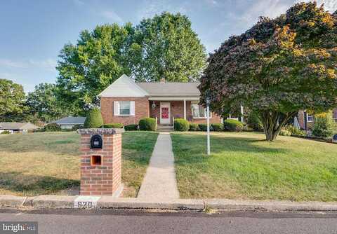 Whitner, READING, PA 19605