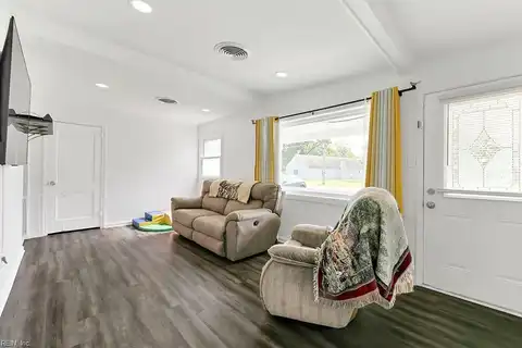Amick, CHESAPEAKE, VA 23324