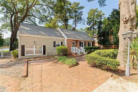 Circle, NORFOLK, VA 23503